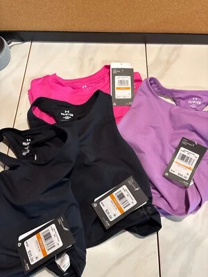 Conjunto de 4 camisetas sin mangas cortas multicolores Under Armour para niñas YS NUEVAS CON ETIQUETAS Foto 1 de 4
