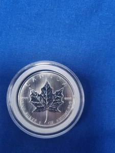2006 SILVER Canadian Maple Leaf 1oz - Picture 1 of 3