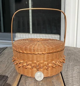 Vintage Maine Native American Penobscot Porcupine Sweet Grass Basket Handle Lid - Picture 1 of 1