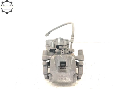 Pinza de freno trasera del conductor izquierdo Jaguar XE 2017-2020 AWD con pastillas OEM Foto 1 de 4