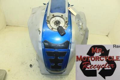 BMW K 1200 RS 98 OEM PLATA TANQUE DE GASOLINA DEPÓSITO DE GASOLINA COMBUSTIBLE CON TAPA Y LLAVES T22 Foto 1 de 4