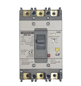 Disyuntor de fuga a tierra LS Electric EBS33c 30AF ELCB 3P EBS 33c 220/460V - Imagen 1 de 3