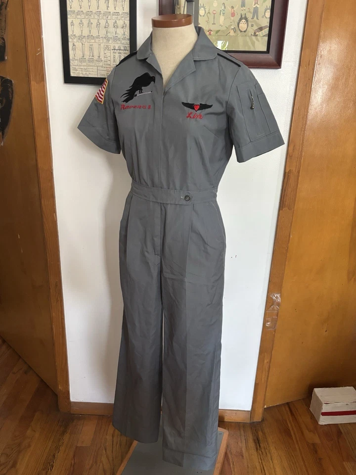 DE COLECCIÓN: Mono Smoking Raven Lin Hecho a Medida Talla S (AZUL PIZARRA) Foto 1 de 4