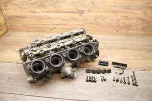 01 02 2002 Suzuki GSXR1000 ENGINE CYLINDER HEAD W COVERS - Picture 1 of 12