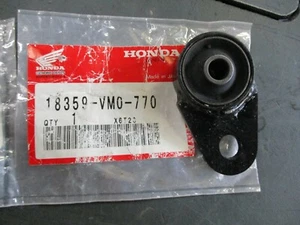 89 90 HONDA PILOT FL400 FL400R 85 FL350 ODYSSEY NOS EXHAUST MOUNT 18359-VM0-770 - Picture 1 of 1