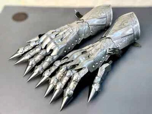 Medieval Nazgul Etching Gloves Set ~ Medieval Knight Gothic Gauntlet Gloves Pair - Picture 1 of 6