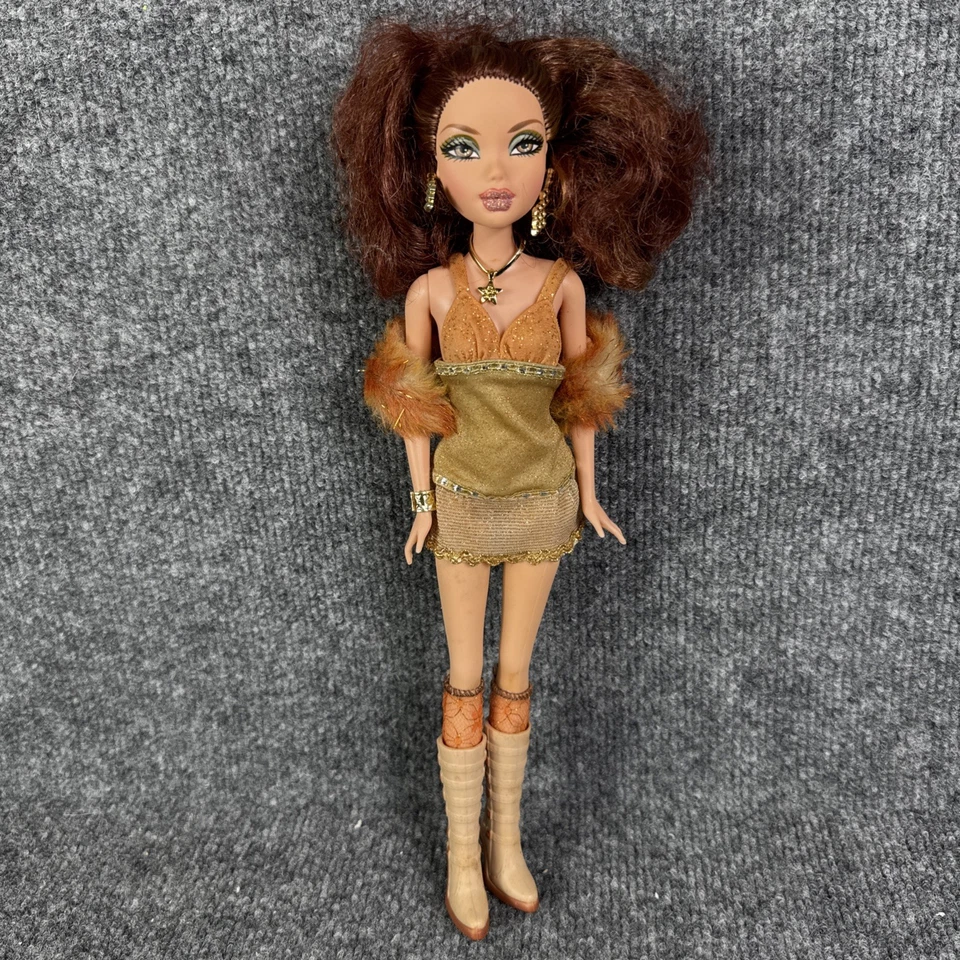 2005 My Scene My Bling Bling Boneca Chelsea Mattel com Joias e Envoltório de Pele - Imagem 1 de 4