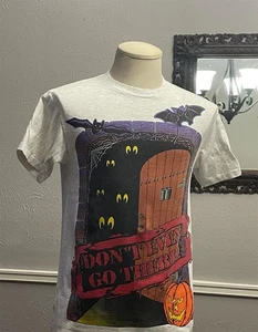 Camiseta Vintage Años 90 Don't Even Go There Halloween Gris Talla M - Imagen 1 de 3