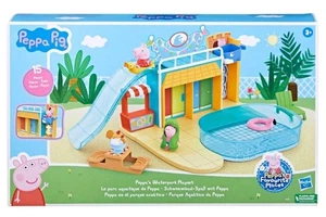 Peppa Pig Waterpark Playset with Peppa and George Figures 15 Pieces - BRAND NEW - Picture 1 of 11