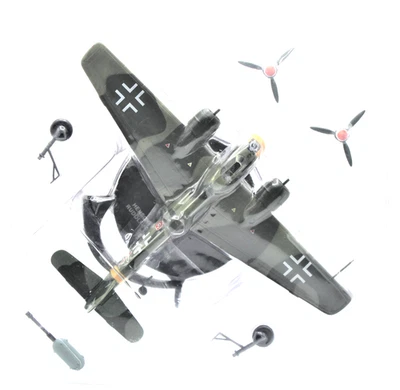 Atlas 7896-021 Henschel Hs129 B-2 Rudolph-Heinz Ruffer 1943 (G roja en el lado) 1:72 Foto 1 de 4