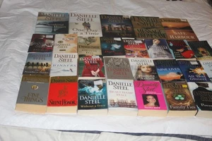 POSTEN VON 29 DANIELLE STEEL MASSENMARKT TASCHENBÜCHERN & HARDCOVER KEINE DOPPELTEN! - Bild 1 von 12