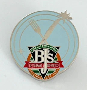 BJS Restaurant Employee Flare Advertising Chicago Style Pizza Fork Knife Pin - Picture 1 of 3