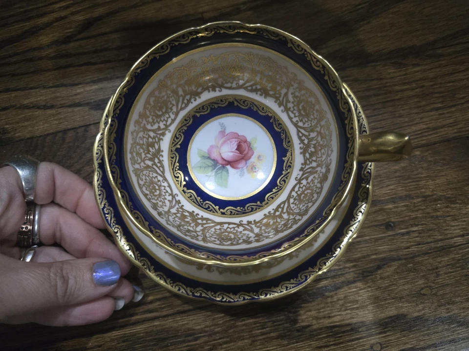 Paragon Vintage Gold Medallion Pink Rose Floral Bone China Teacup Saucer UK Tea - Image 1 of 4