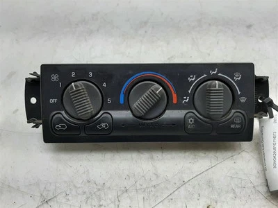 Control de temperatura con control manual de CA 99-02 GMC Sierra 1500 PICKUP 15753263 Foto 1 de 4