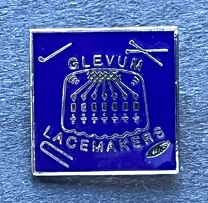 GLEVUM LACEMAKERS Pin Anstecker - Bild 1 von 2
