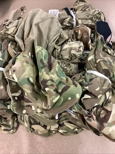 Britische Armee Cold Weather Mütze Konvolut 5 verschiedene Größen Klasse 1 - Bild 1 von 2
