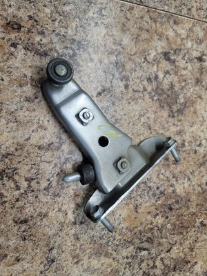 2011 - 2020 TOYOTA SIENNA REAR LEFT SIDE SLIDE DOOR ROLLER HINGE BRACKET OEM - Image 1 of 2