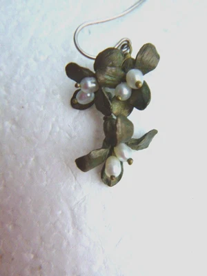 PENDIENTE DE ALAMBRE PERLAS FLORES JARDÍN PATINADO MICHAEL MICHAUD ¡ÚNICO!!! Foto 1 de 2