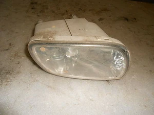 Faro antiniebla derecho Daihatsu Sirion M100 año 2001-2004 - Imagen 1 de 2