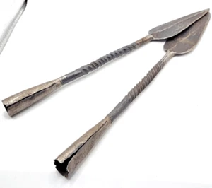 Menge 2 Vintage 11" gedrehte Schmiedeeisen Massai afrikanischer Löwe Speerspitze - Bild 1 von 3