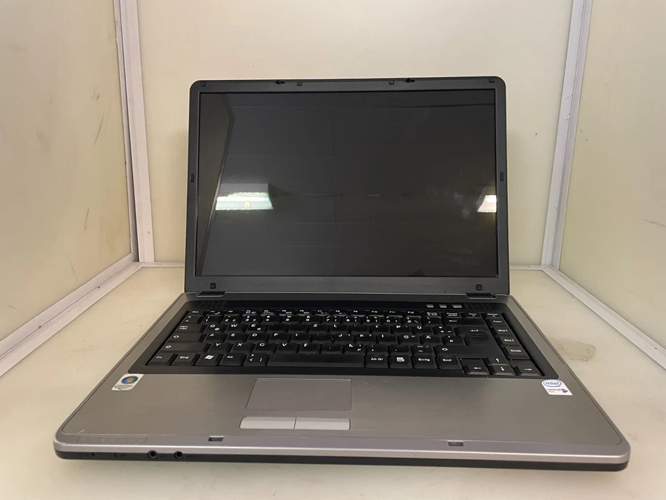 Maxdata Eco 4510 IW Laptop Ersatzteilspender (R6 1129) - Bild 1 von 4