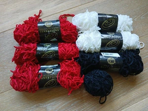 Hilo marca Lion Chenille Sensations - 7 madejas - rojo, negro, blanco - ¡suave aterciopelado! - Imagen 1 de 4