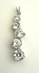 ATI 925 Sterling Silver Round-Cut Shaped CZ Journey Pendant - Picture 1 of 6