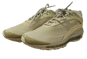 Nike Women's White Air Max Deluxe SE Sneakers US 8 AT8692 FLOOR SAMPLE NWOB NEW - Picture 1 of 5