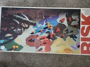 Vintage Risk Board Game 1975 Parker Brothers War Strategy Hasbro - Picture 1 of 6