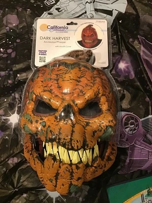 California Costumes Dark Harvest Ani-motion Mask W/mouth Cover-NEW - Image 1 of 3