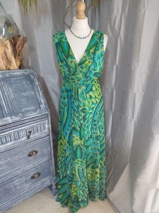 Gorgeous Wallis Dress Size 16 Green Classic Elagant Wedding Ascot Cruise - Picture 1 of 6