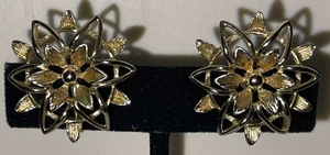 Sarah Coventry Vintage Gold Tone Clip On Earrings Jewelry JDU-9 - Picture 1 of 8