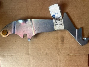 GM 15649194 Lever Ask Rear Parking Brake (RH) - Picture 1 of 3