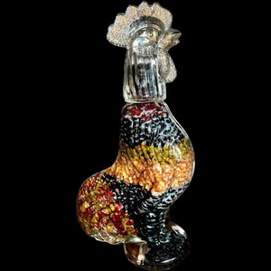 Vintage Glas Hahn Karaffe Mehrfarbig Getrocknete Bohnen mit Glaskopf 12" Hoch - Bild 1 von 11