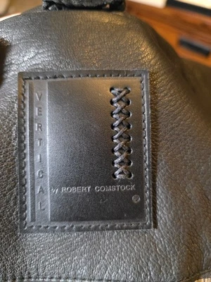 Abrigo de piel de cabra vertical Robert Comstock Foto 1 de 4