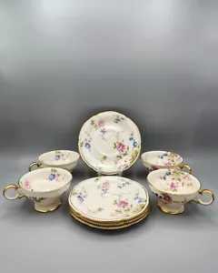 Castleton China Sunnyvale Set di 4 tazze da tè e piattini con perline bordo oro - Foto 1 di 21