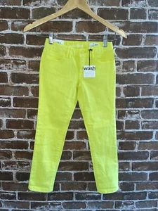NWT GAP KIDS 1969 SUPER SKINNY JEANS NEON YELLOW GIRLS 7 REGULAR DENIM JEANS - Picture 1 of 3