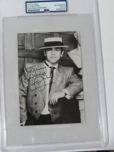 Elton John autographed 4x6 postcard  PSA cert / slabbed - Picture 1 of 4