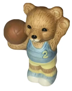 Vintage HomCo HOME INTERIORS Bear Figurine Basketball Fun - Picture 1 of 12