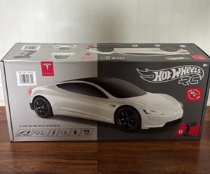Hot Wheels Tesla Roadster Remote Control RC 1:10White color new in box - Picture 1 of 7