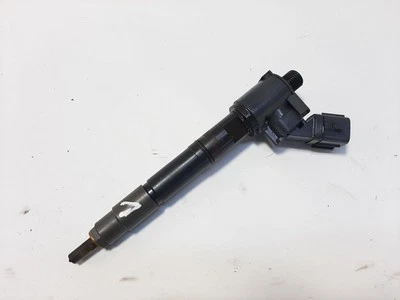 Дизельная топливная форсунка Volvo V40 Cross country 2015 31336878 88 кВт JUM112931 - Изображение 1 из 3