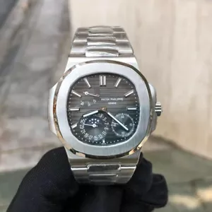 Patek Philippe Nautilus Moon Phase 40mm Watch 5712/1A - Picture 1 of 3