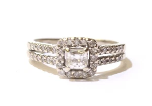 Anillo de compromiso halo de diamantes princesa de 0,45 quilates de oro blanco de 14 k 2,9 g Estate - Imagen 1 de 8