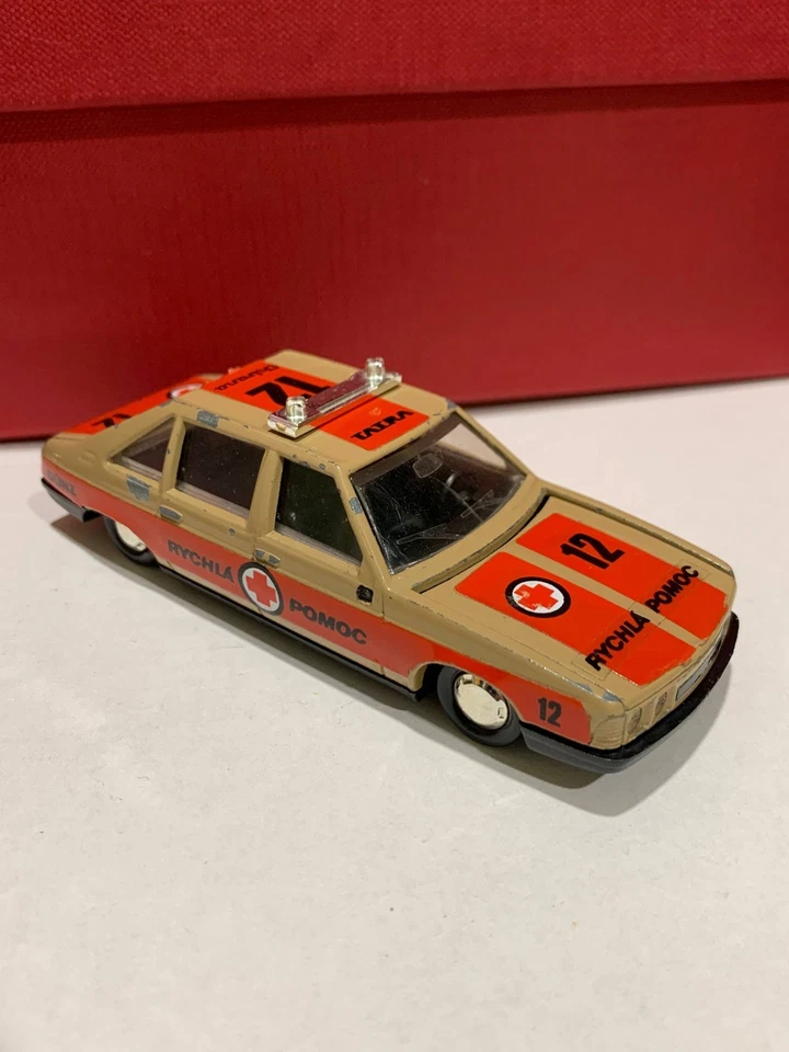 Vintage Monti Metal Tatra 623 Rychla Pomoc 12 Multicolor Diecast 1:48 Car - Image 1 of 4