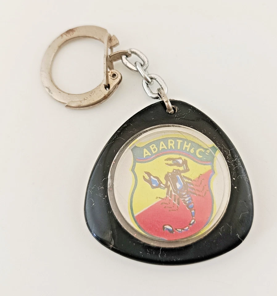 Porte clés ❤️❤️❤️  ABARTH & Cie Lancia Alfa Roméo Fiat Autobianchi ❤️❤️❤️ 60'S - Photo 1/1