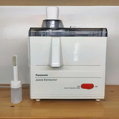 Exprimidor Extractor de Jugos Panasonic MJ-66PR Hecho en Japón. 120V  Foto 1 de 4