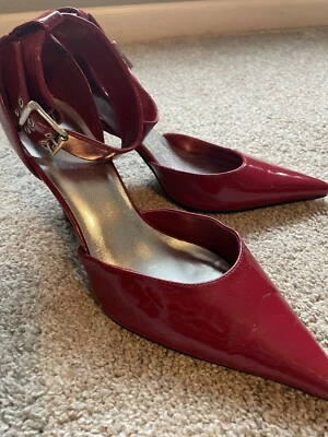 Zapatos de salón Fioni rojos, talla 9 Foto 1 de 4