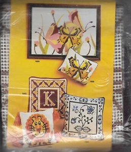 NEW Artcraft Concepts Initial Pillow Kit #1802 - 15 x 15 New Vintage - Picture 1 of 4