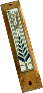 Mezuzá de madera de olivo con rollo Shemá Israel - Imagen 1 de 2