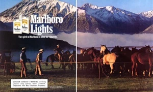 1987 Marlboro Man caballos vaqueros cigarrillo 2 páginas anuncio de revista - Imagen 1 de 1